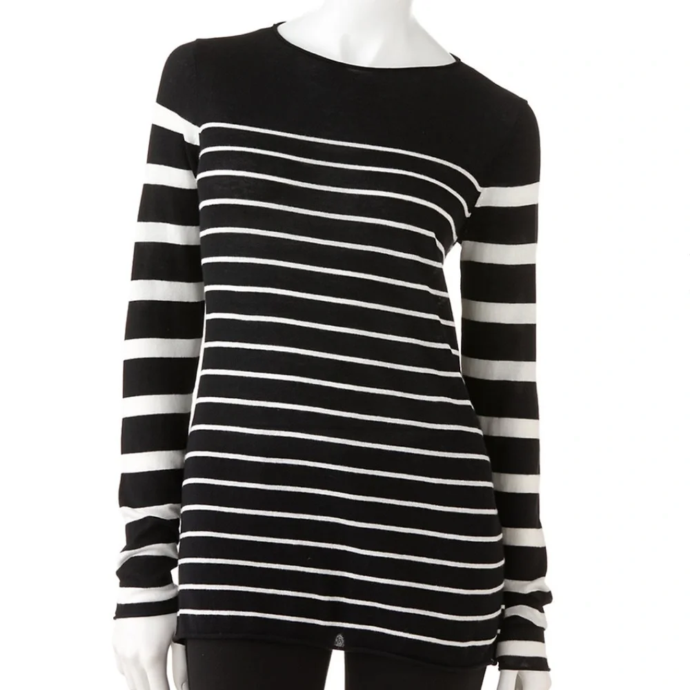 NWT Elle Lightweight Black & White Striped Sweater